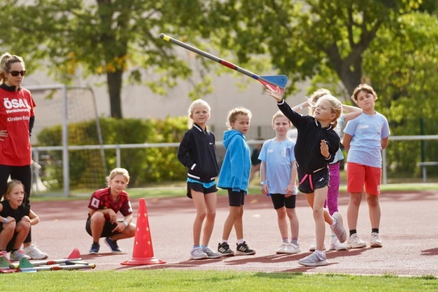 Kinder laufen beim Fußball von Hartwig - Steffen Hartwig 